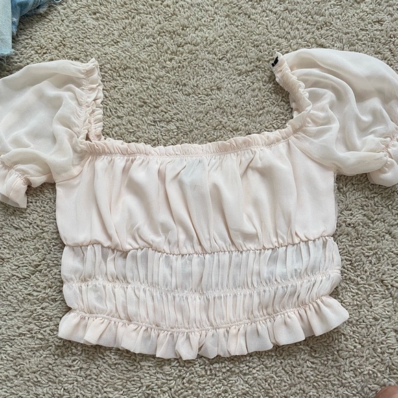 Light pink blouse - Picture 2 of 3